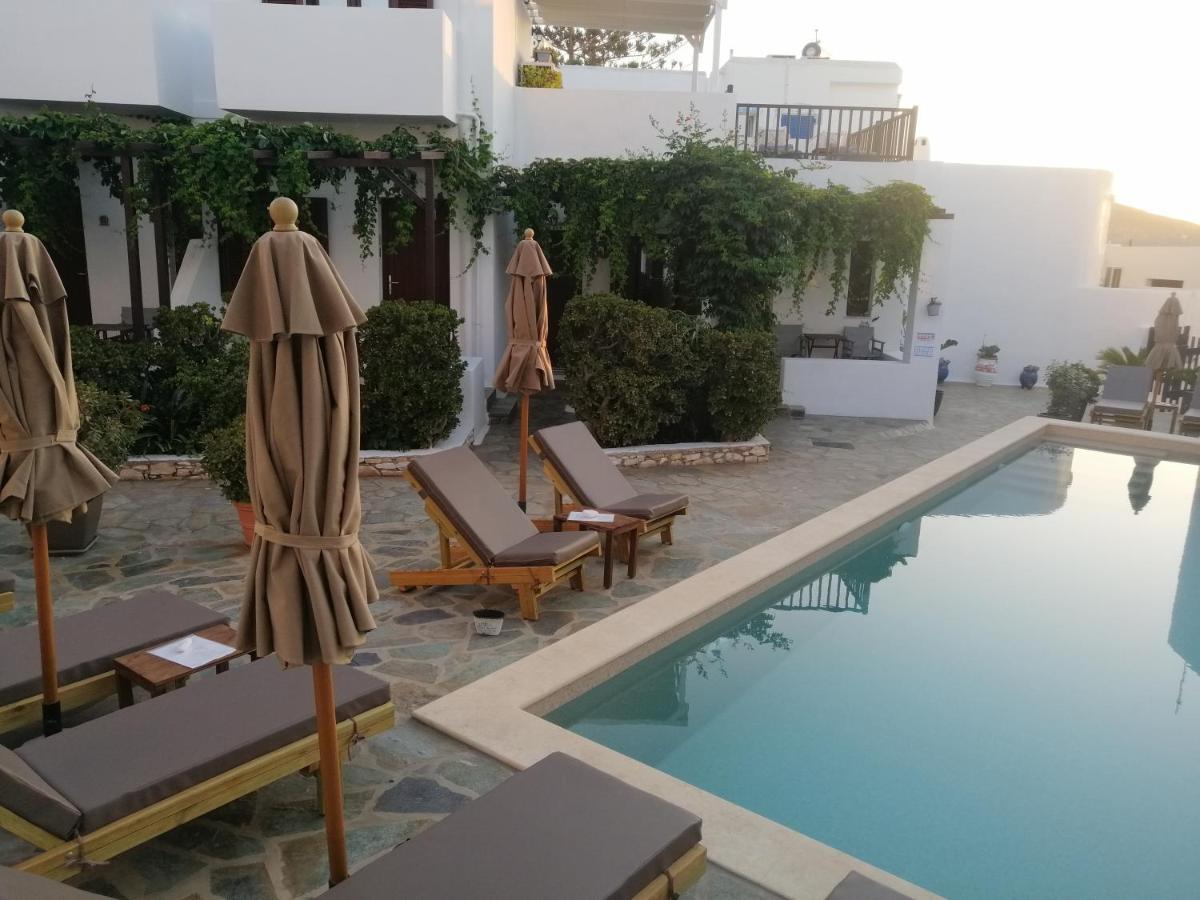 Christina Hotel, Adults Only, Heated Salt Water Pool Naoussa Esterno foto